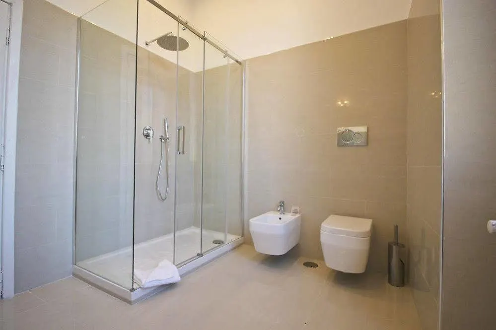 At Roman Penthouse 0*, Ρώμη Ιταλία